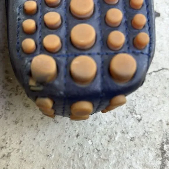 Gucci, navy driving shoes - Picture 11 of 14